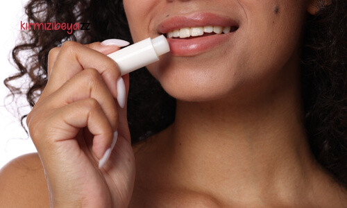 Kış Aylarında Dudak ve El Kuruluğuna Karşı Etkili Bakım Önerileri