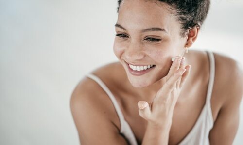 Retinol Nedir? Ne İşe Yarar?