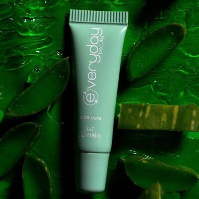 Everyday Beauty 3 Etkili Aloe Vera Dudak Nemlendiricisi 10 ml - 4